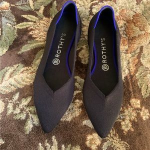 Rothy’s black pointed toe 9.5